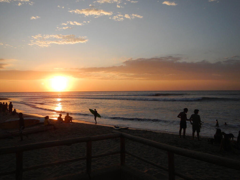 Sonne, Sand und Surfbretter